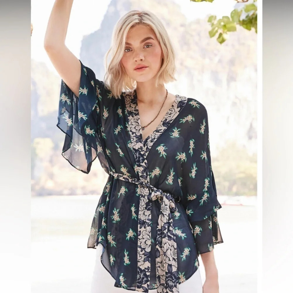 Johnny Was Fairy Whimsy Boho Floral Ezra Kimono Sheer Oversized Flowy Kimono